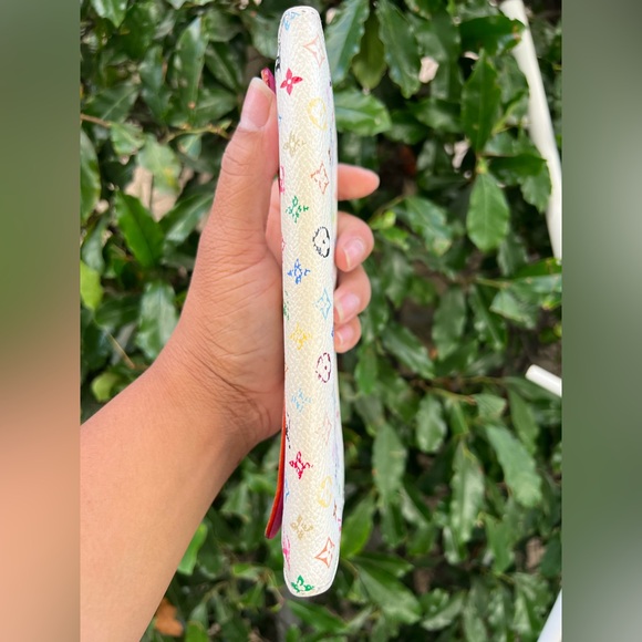 Louis Vuitton Marukami Wallet - Picture 4 of 10